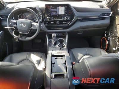 Zdjęcie 8 z 13 samochodu: 2022 TOYOTA HIGHLANDER XSE VIN:5TDJZRAH3NS115036 - miniatura