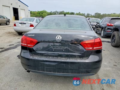 Zdjęcie 6 z 12 samochodu: 2015 VOLKSWAGEN PASSAT S VIN:1VWAS7A31FC119647 - miniatura