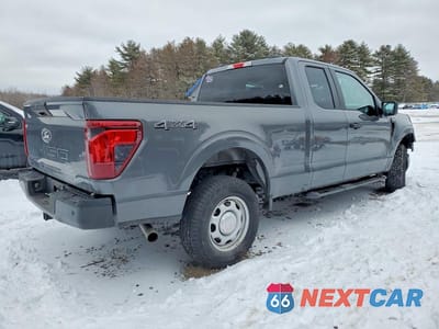 Trzecie zdjęcie samochodu z tyłu: 2024 FORD F150 XL VIN:1FTFX1L53RKD87566 - miniatura