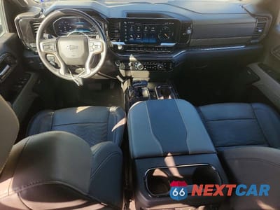 Zdjęcie 8 z 11 samochodu: 2023 CHEVROLET SILVERADO K1500 ZR2 VIN:3GCUDHEL6PG177911 - miniatura