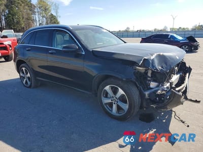 Czwarte zdjęcie samochodu z boku: 2017 MERCEDES-BENZ GLC 300 4MATIC VIN:WDC0G4KB5HF235918 - miniatura