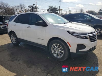 Czwarte zdjęcie samochodu z boku: 2022 CHEVROLET EQUINOX LS VIN:3GNAXHEV7NS244609 - miniatura