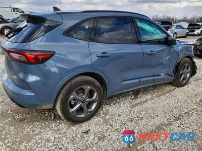 Trzecie zdjęcie samochodu z tyłu: 2024 FORD ESCAPE ST LINE VIN:1FMCU9MN7RUA94648 - miniatura