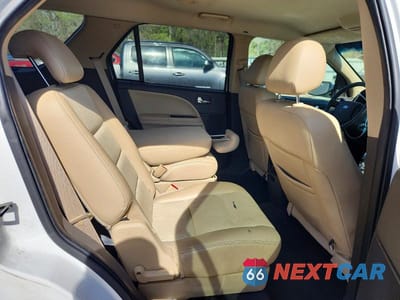 Zdjęcie 11 z 12 samochodu: 2008 FORD TAURUS X EDDIE BAUER VIN:1FMDK07W48GA09823 - miniatura