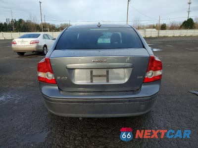 Zdjęcie 6 z 13 samochodu: 2007 VOLVO S40 2.4I VIN:YV1MS382572286083 - miniatura