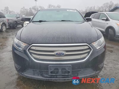 Piąte zdjęcie samochodu w środku: 2018 FORD TAURUS SEL VIN:1FAHP2H8XJG132296 - miniatura