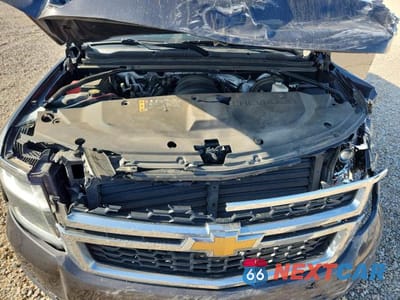 Zdjęcie 12 z 13 samochodu: 2018 CHEVROLET SUBURBAN K1500 LT VIN:1GNSKHKC1JR267192 - miniatura