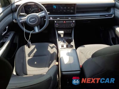 Zdjęcie 8 z 12 samochodu: 2025 HYUNDAI TUCSON SEL VIN:3KMJB3DE3SE005898 - miniatura