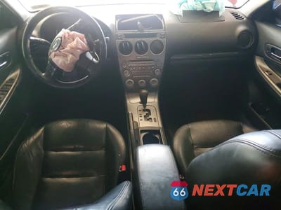 Zdjęcie 8 z 11 samochodu: 2004 MAZDA 6 S VIN:1YVHP80DX45N15557 - miniatura