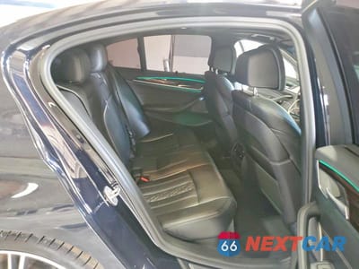 Zdjęcie 10 z 11 samochodu: 2018 BMW M550XI VIN:WBAJB9C53JB035113 - miniatura