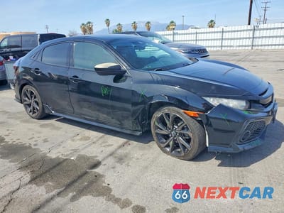 Czwarte zdjęcie samochodu z boku: 2019 HONDA CIVIC SPORT VIN:SHHFK7H44KU407679 - miniatura