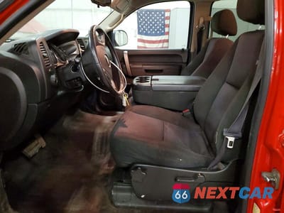 Zdjęcie 7 z 12 samochodu: 2011 CHEVROLET SILVERADO K1500 HYBRID VIN:3GCUKUEJ6BG304372 - miniatura