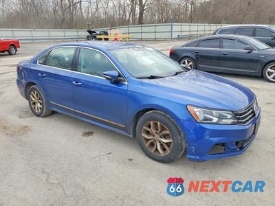 Czwarte zdjęcie samochodu z boku: 2017 VOLKSWAGEN PASSAT S VIN:1VWAT7A30HC056878 - miniatura