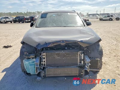 Piąte zdjęcie samochodu w środku: 2022 BMW X1 SDRIVE28I VIN:WBXJG7C08N5V40729 - miniatura