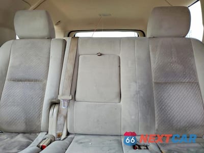 Zdjęcie 10 z 13 samochodu: 2012 CHEVROLET SUBURBAN C1500 LS VIN:1GNSCHE05CR250056 - miniatura