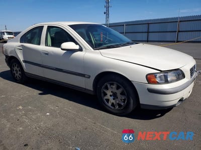 Czwarte zdjęcie samochodu z boku: 2002 VOLVO S60 VIN:YV1RS61R822122012 - miniatura