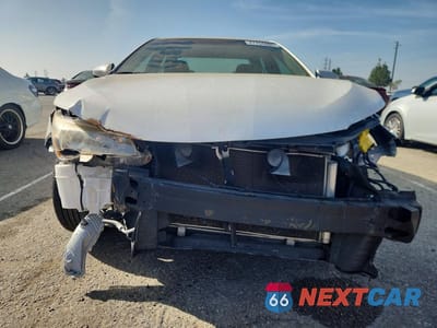 Piąte zdjęcie samochodu w środku: 2017 TOYOTA CAMRY SE VIN:4T1BF1FK5HU356451 - miniatura