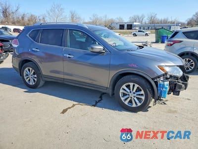 Czwarte zdjęcie samochodu z boku: 2016 NISSAN ROGUE SV VIN:KNMAT2MT3GP659784 - miniatura