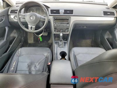 Zdjęcie 8 z 11 samochodu: 2014 VOLKSWAGEN PASSAT S VIN:1VWAT7A34EC026312 - miniatura