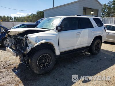2022 TOYOTA 4RUNNER SR5 JTEMU5JRXN6034091 - główne zdjęcie licytacji z USA - miniatura