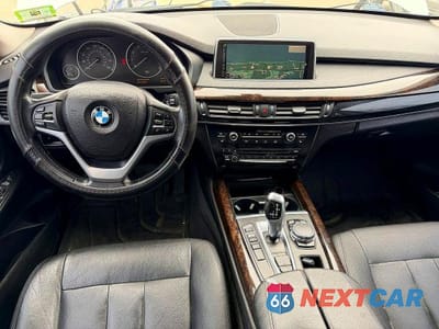Zdjęcie 9 z 11 samochodu: 2016 BMW X5 SDRIVE35I VIN:5UXKR2C59G0R69371 - miniatura