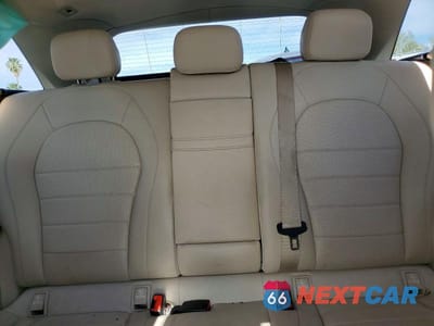 Zdjęcie 10 z 13 samochodu: 2020 MERCEDES-BENZ GLC 300 4MATIC VIN:W1N0G8EB8LF825721 - miniatura