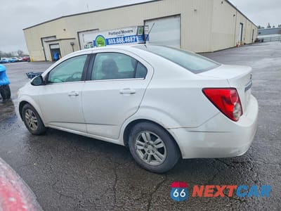 Drugie zdjęcie samochodu z przodu: 2014 CHEVROLET SONIC LT VIN:1G1JC5SH5E4198272 - miniatura