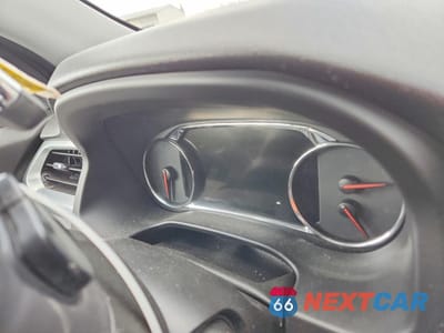 Zdjęcie 9 z 13 samochodu: 2021 GMC ACADIA SLT VIN:1GKKNULS1MZ187429 - miniatura