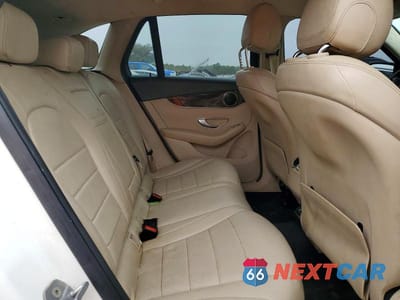 Zdjęcie 11 z 12 samochodu: 2019 MERCEDES-BENZ GLC 300 VIN:WDC0G4JB7KF543214 - miniatura