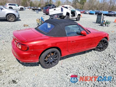 Trzecie zdjęcie samochodu z tyłu: 2004 MAZDA MX-5 MIATA SPEED VIN:JM1NB354740404724 - miniatura