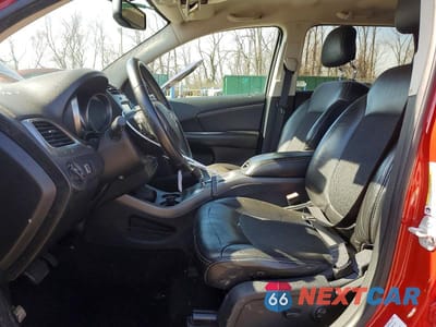 Zdjęcie 7 z 13 samochodu: 2014 DODGE JOURNEY CROSSROAD VIN:3C4PDCGB2ET260857 - miniatura