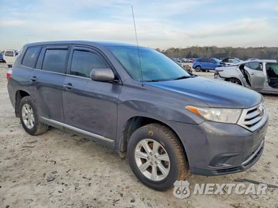 Czwarte zdjęcie samochodu z boku: 2011 TOYOTA HIGHLANDER BASE VIN:5TDZK3EH7BS044773 - miniatura