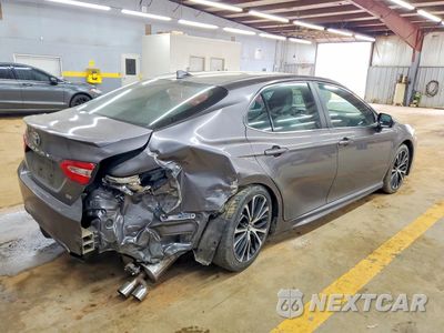 Trzecie zdjęcie samochodu z tyłu: 2019 TOYOTA CAMRY SE VIN:4T1B11HK7KU776554 - miniatura
