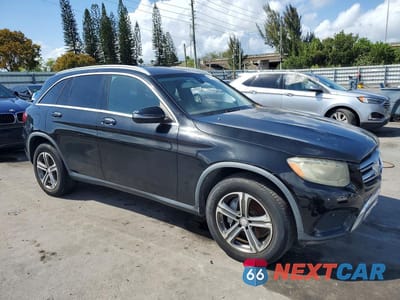 Czwarte zdjęcie samochodu z boku: 2016 MERCEDES-BENZ GLC 300 VIN:WDC0G4JBXGF076121 - miniatura