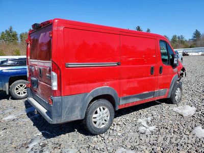 Trzecie zdjęcie samochodu z tyłu: 2018 RAM PROMASTER 1500 1500 STANDARD VIN:3C6TRVNG8JE124538 - miniatura