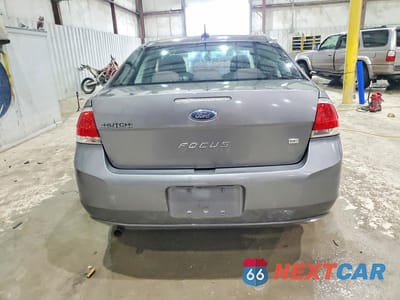 Zdjęcie 6 z 11 samochodu: 2010 FORD FOCUS SE VIN:1FAHP3FN8AW281178 - miniatura