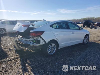 Trzecie zdjęcie samochodu z tyłu: 2020 HYUNDAI ELANTRA VALUE EDITION VIN:5NPD84LF0LH543566 - miniatura