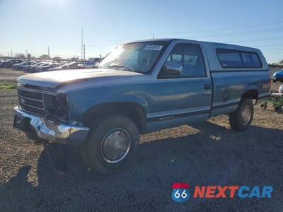 1990 CHEVROLET GMT-400 K2500 2GCFK24KXL1135295 - główne zdjęcie licytacji z USA - miniatura
