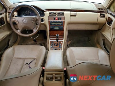 Zdjęcie 8 z 11 samochodu: 2002 MERCEDES-BENZ E 320 VIN:WDBJF65J02B449434 - miniatura