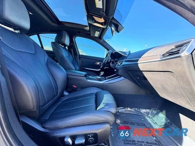 Piąte zdjęcie samochodu w środku: 2020 BMW 330XI VIN:3MW5R7J0XL8B09124 - miniatura