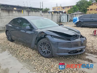 Czwarte zdjęcie samochodu z boku: 2025 TESLA MODEL 3 VIN:5YJ3E1EA6SF029805 - miniatura