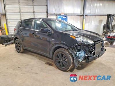 Czwarte zdjęcie samochodu z boku: 2019 KIA SPORTAGE LX VIN:KNDPMCAC5K7619832 - miniatura