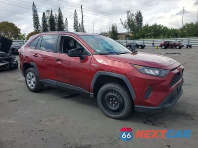 Czwarte zdjęcie samochodu z boku: 2021 TOYOTA RAV4 HYBRID LE VIN:4T3LWRFV8MU039939 - miniatura