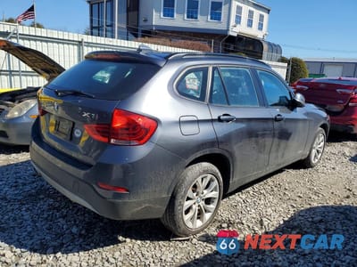 Trzecie zdjęcie samochodu z tyłu: 2014 BMW X1 XDRIVE28I VIN:WBAVL1C57EVY20268 - miniatura
