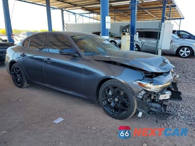 Czwarte zdjęcie samochodu z boku: 2021 ALFA ROMEO GIULIA SPORT VIN:ZARFAMAN5M7647229 - miniatura