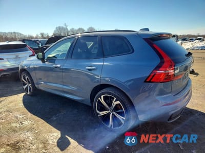 Drugie zdjęcie samochodu z przodu: 2024 VOLVO XC60 ULTIMATE VIN:YV4H60DM2R1724565 - miniatura