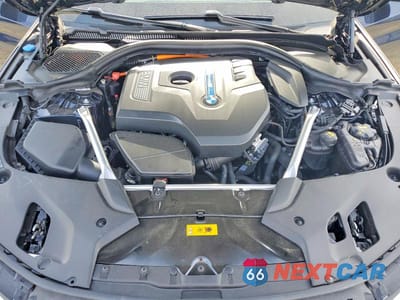 Zdjęcie 11 z 11 samochodu: 2018 BMW 530E VIN:WBAJA9C5XJB250412 - miniatura