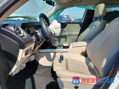 Zdjęcie 7 z 13 samochodu: 2023 MERCEDES-BENZ GLB 250 4MATIC VIN:W1N4M4HB0PW290405 - miniatura