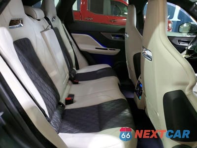 Zdjęcie 11 z 13 samochodu: 2020 JAGUAR F-PACE SVR VIN:SADCZ2EE7LA653401 - miniatura