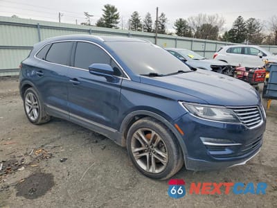 Czwarte zdjęcie samochodu z boku: 2017 LINCOLN MKC RESERVE VIN:5LMCJ3D92HUL57018 - miniatura